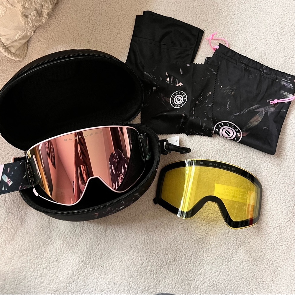 Blenders Snow Goggles JJ Pacific